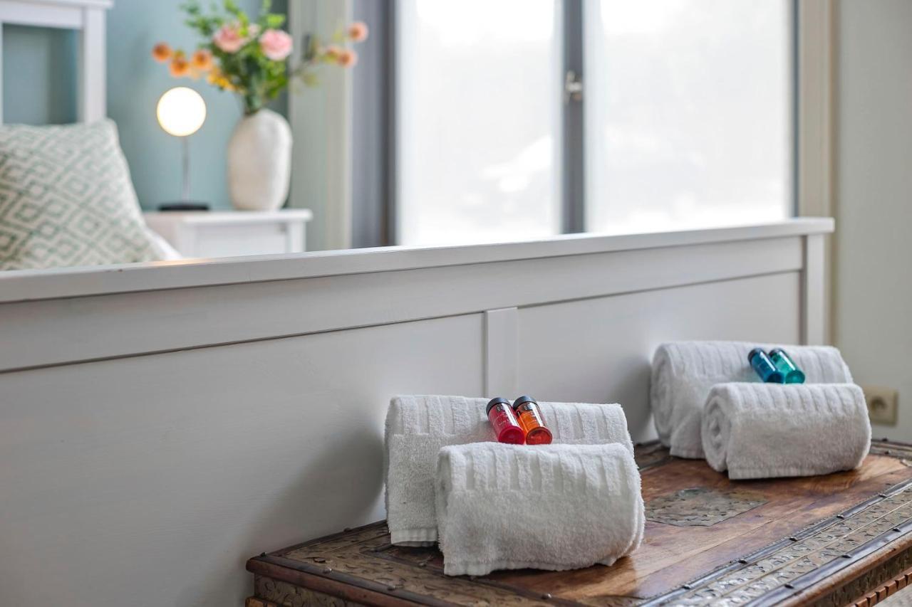 Huswell - Charming Getaway In The Historical City Center Brygge Exteriör bild